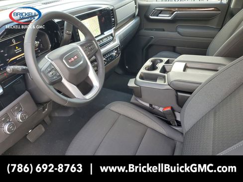 New 2026 GMC Sierra 1500 Elevation image 18