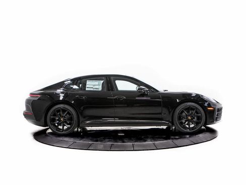 New 2026 Porsche Panamera image 8