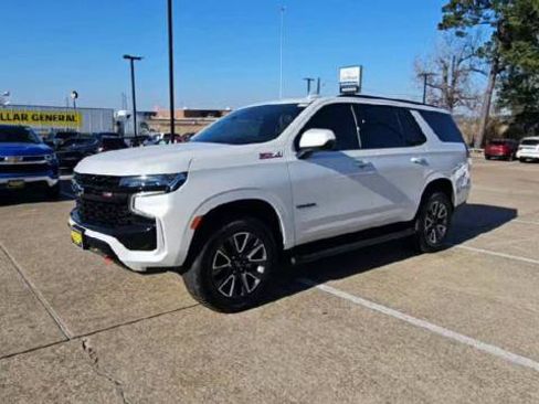 Certified 2023 Chevrolet Tahoe Z71 w/ Luxury Package image 3