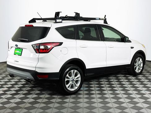 Used 2018 Ford Escape SE w/ Ford Safe & Smart Package image 10