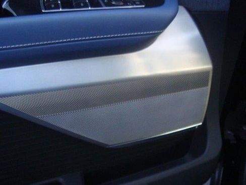 New 2026 Cadillac Vistiq Premium Luxury image 7