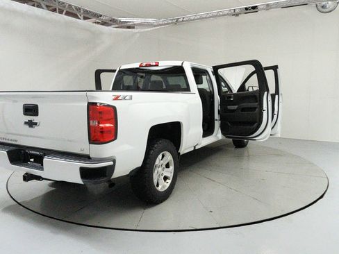 Used 2018 Chevrolet Silverado 1500 LT w/ All Star Edition AWD/4WD image 11