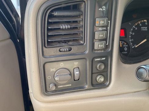 Used 2002 GMC Sierra 2500 4x4 Crew Cab HD w/ SLT Marketing Option Pkg image 14