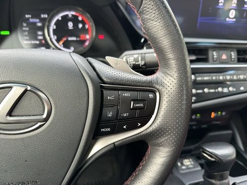 Used 2022 Lexus ES 300h F Sport image 27