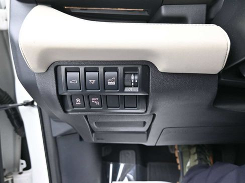 Used 2020 Subaru Ascent Touring image 9