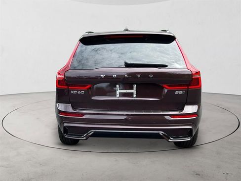 New 2026 Volvo XC60 B5 Core w/ Protection Package Premier AWD/4WD image 4
