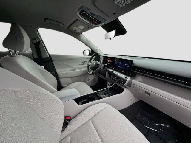 Used 2024 Hyundai Kona SEL FWD image 25