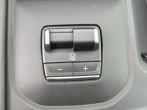 New 2026 GMC Sierra 2500 Denali Ultimate image 11