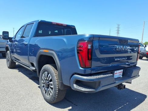 New 2026 GMC Sierra 2500 Denali Ultimate w/ Max Trailering Package AWD/4WD image 5