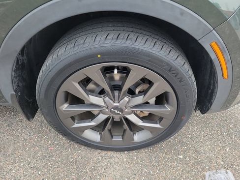 Used 2023 Kia Sorento X-Line EX image 6