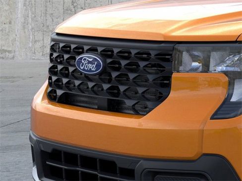 New 2026 Ford Maverick XLT image 18