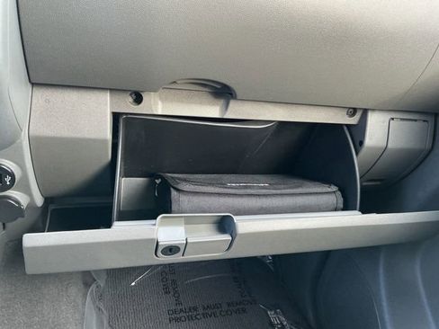 Used 2020 Nissan Frontier SV w/ Midnight Edition Floor Mats image 31