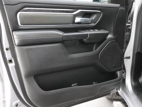 Used 2022 RAM 1500 Big Horn AWD/4WD image 39