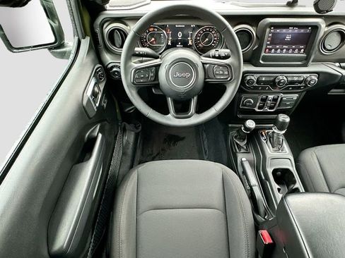 Used 2023 Jeep Wrangler Willys image 20