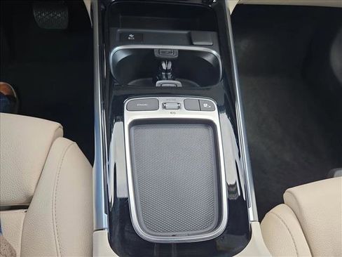 Used 2026 Mercedes-Benz GLB 250 image 13