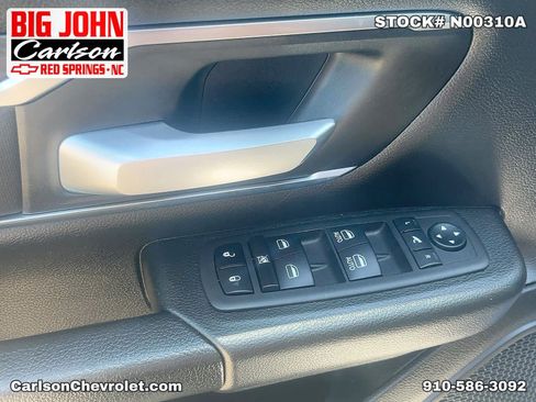 Used 2024 RAM 1500 Big Horn AWD/4WD image 32