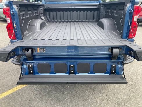 New 2026 Chevrolet Silverado 2500 Custom w/ Custom Value Package AWD/4WD image 25