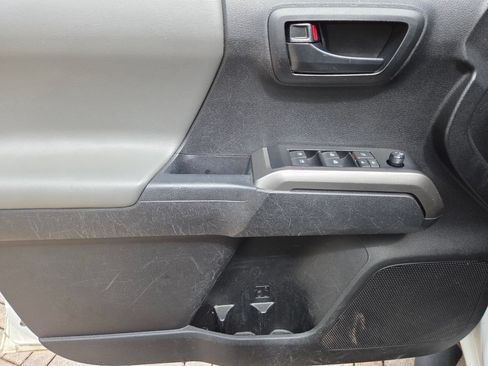 Used 2023 Toyota Tacoma SR5 w/ Technology Package AWD/4WD image 26