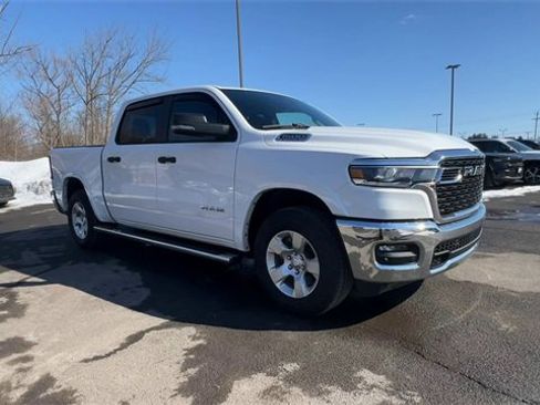 Used 2025 RAM 1500 Big Horn image 2