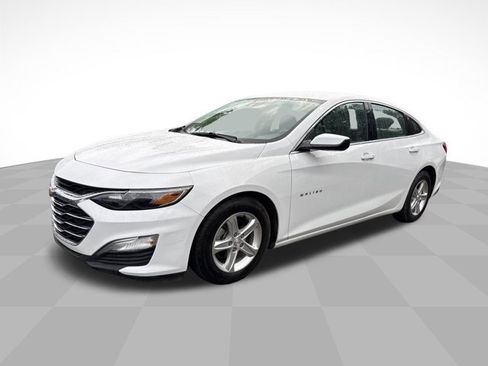 Used 2020 Chevrolet Malibu LS w/ Driver Confidence Package II image 1