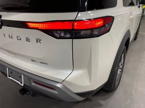 Certified 2022 Nissan Pathfinder SL AWD/4WD image 28