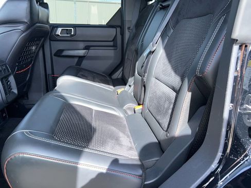 Used 2025 Ford Bronco Raptor AWD/4WD image 11