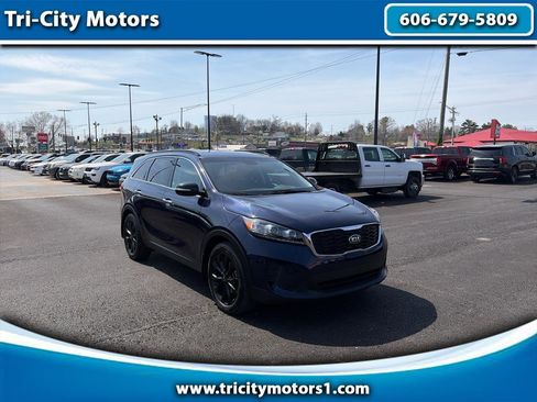 Used 2019 Kia Sorento S image 1