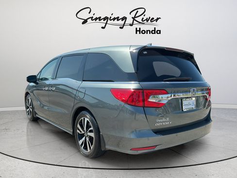 Used 2019 Honda Odyssey Elite image 5