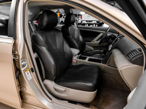 Used 2011 Toyota Camry LE w/ Fleet Convenience Pkg FWD image 37
