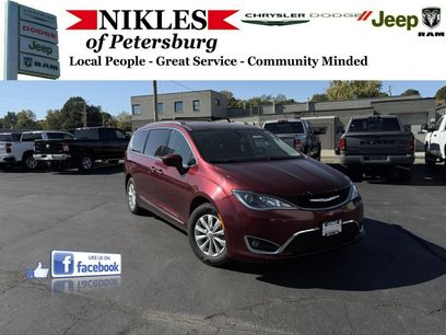 Used 2017 Chrysler Pacifica Touring-L