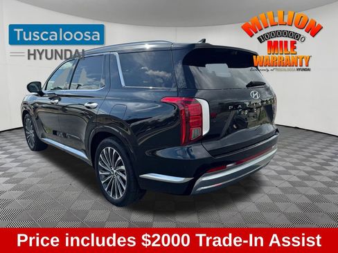 Used 2023 Hyundai Palisade Calligraphy image 5