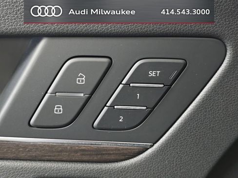 Used 2023 Audi Q5 2.0T Premium Plus w/ Premium Plus Package AWD/4WD image 13
