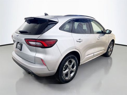 Used 2024 Ford Escape ST-Line AWD/4WD image 12