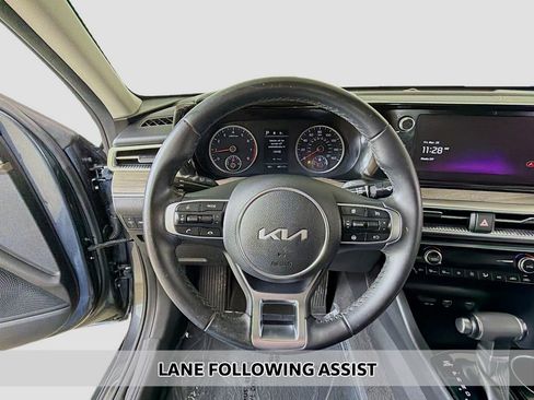 Used 2023 Kia K5 EX image 5