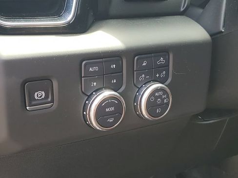 Used 2025 GMC Sierra 1500 Denali Ultimate AWD/4WD image 9