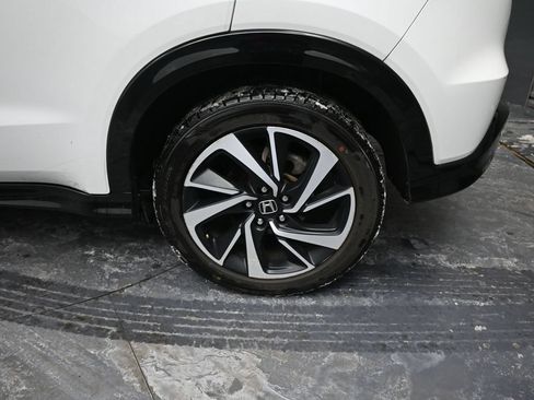 Used 2020 Honda HR-V Sport image 13