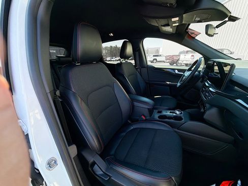 Used 2023 Ford Escape ST-Line w/ Tech Pack #1 image 28