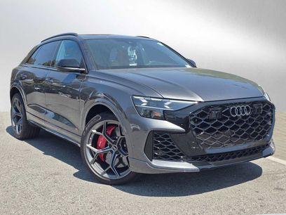 New 2025 Audi RS Q8 performance