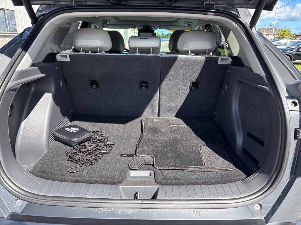 Used 2024 Hyundai Kona Limited AWD/4WD image 13