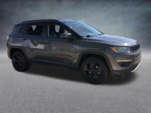 Used 2018 Jeep Compass Latitude AWD/4WD image 15