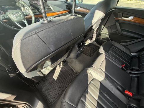 Used 2022 Audi Q5 2.0T Premium Plus w/ Premium Plus Package image 28