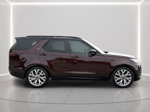New 2026 Land Rover Discovery Limited Edition image 6