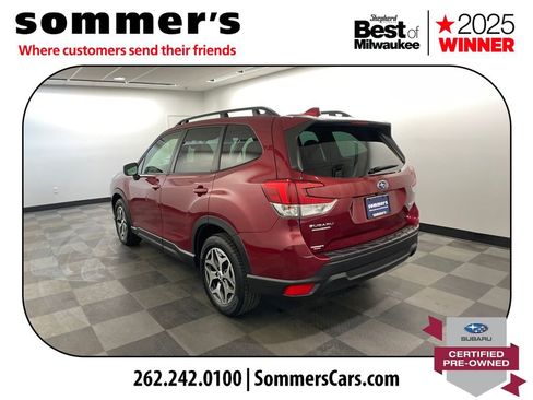 Certified 2023 Subaru Forester Premium image 4
