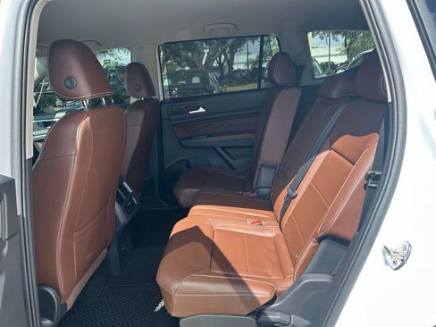 Used 2023 Volkswagen Atlas SE w/ Black Wheel Package FWD image 48