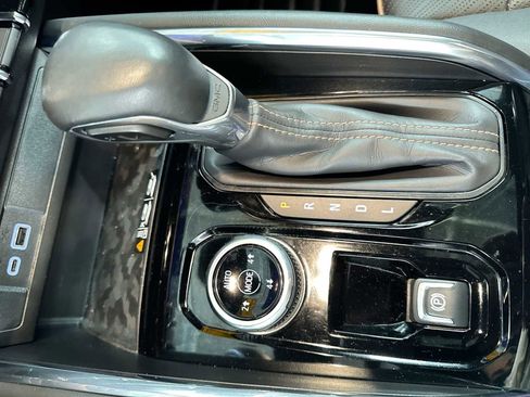 Used 2024 GMC Canyon AT4 w/ AT4 Premium Package image 30