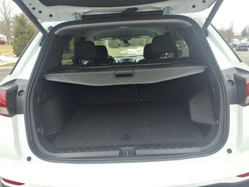 Used 2023 Chevrolet Equinox LT w/ Driver Convenience Package AWD/4WD image 23
