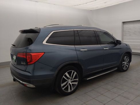 Used 2017 Honda Pilot Elite image 10
