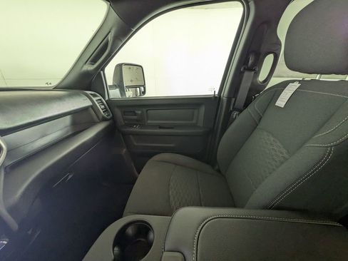 New 2026 RAM 2500 Tradesman image 23