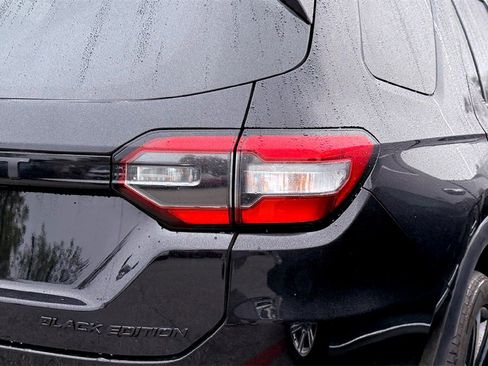 Used 2025 Honda Pilot Black Edition image 6