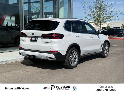 New 2026 BMW X5 xDrive40i AWD/4WD image 5
